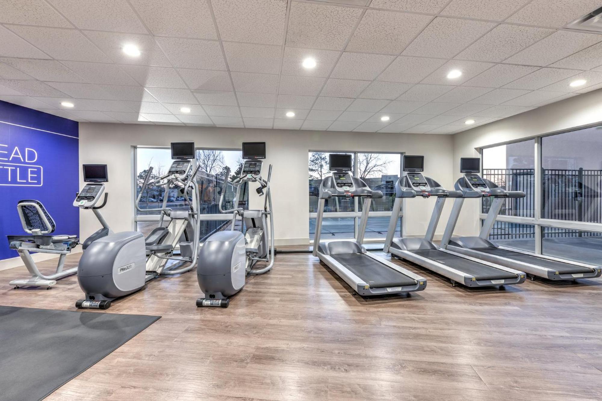Holiday Inn Express & Suites Moore By Ihg מראה חיצוני תמונה